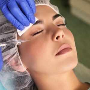 Botox là gì? Phương pháp hiệu quả níu giữ tuổi thanh xuân